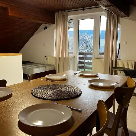 Διαμέρισμα Lajk Lesce (Upper Carniola)